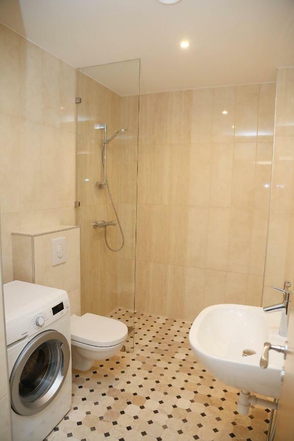 Qruut Apartments ปาร์นู ภายนอก รูปภาพ